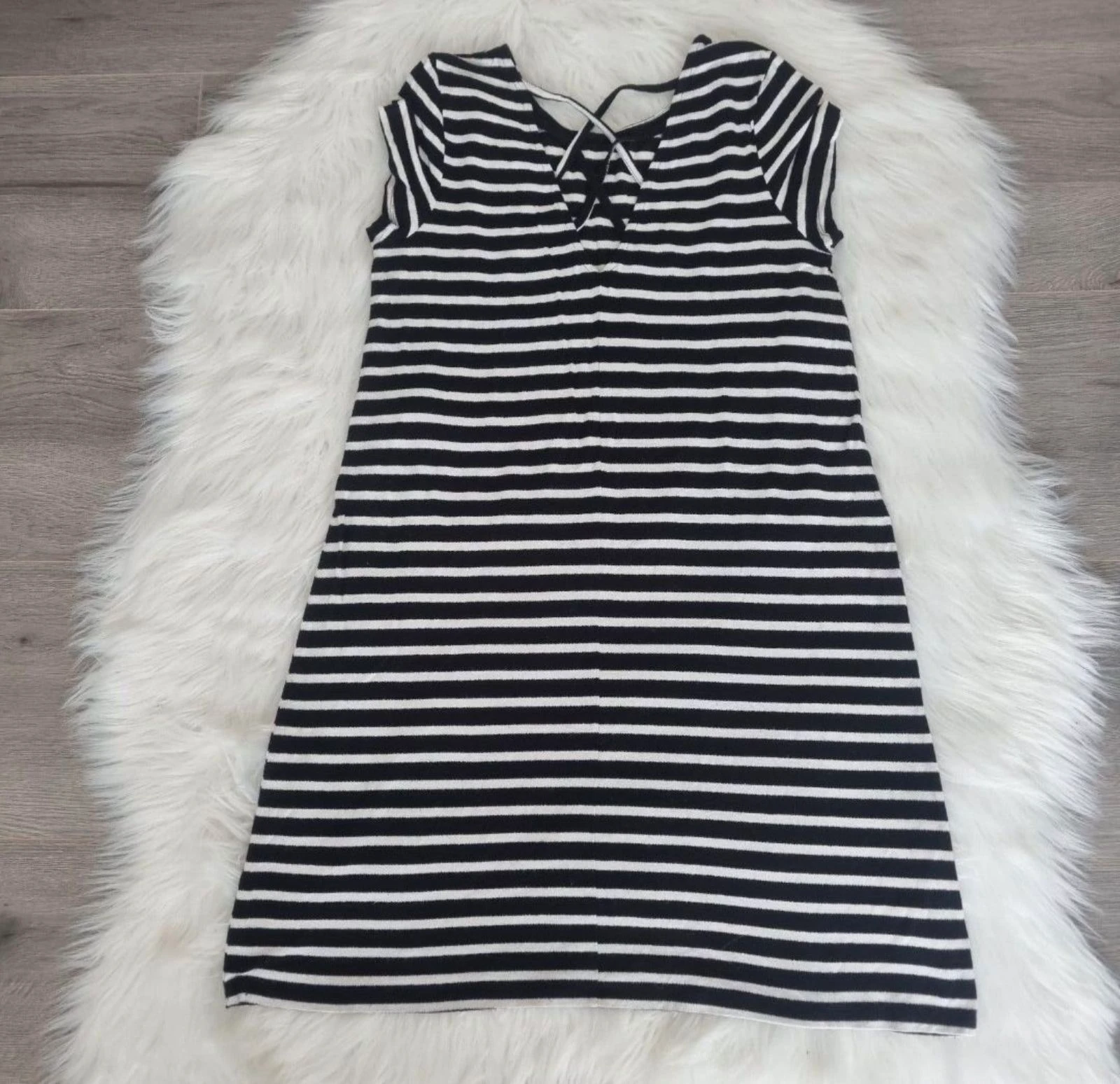 ONLY Robe d'été rayée noir/blanc avec dos à bretelles (Taille M) – photo 2